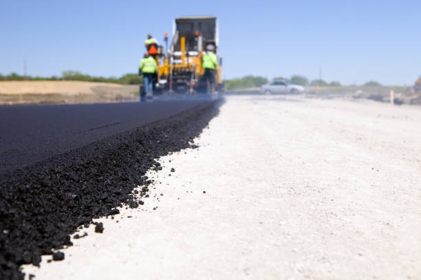 Best Driveway Paving Contractor  in Fayetteville, AL